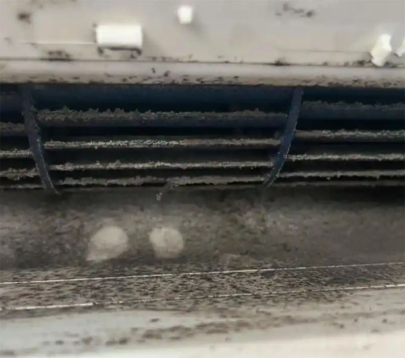 阳城空调吹的风有股烧焦味是怎么回事